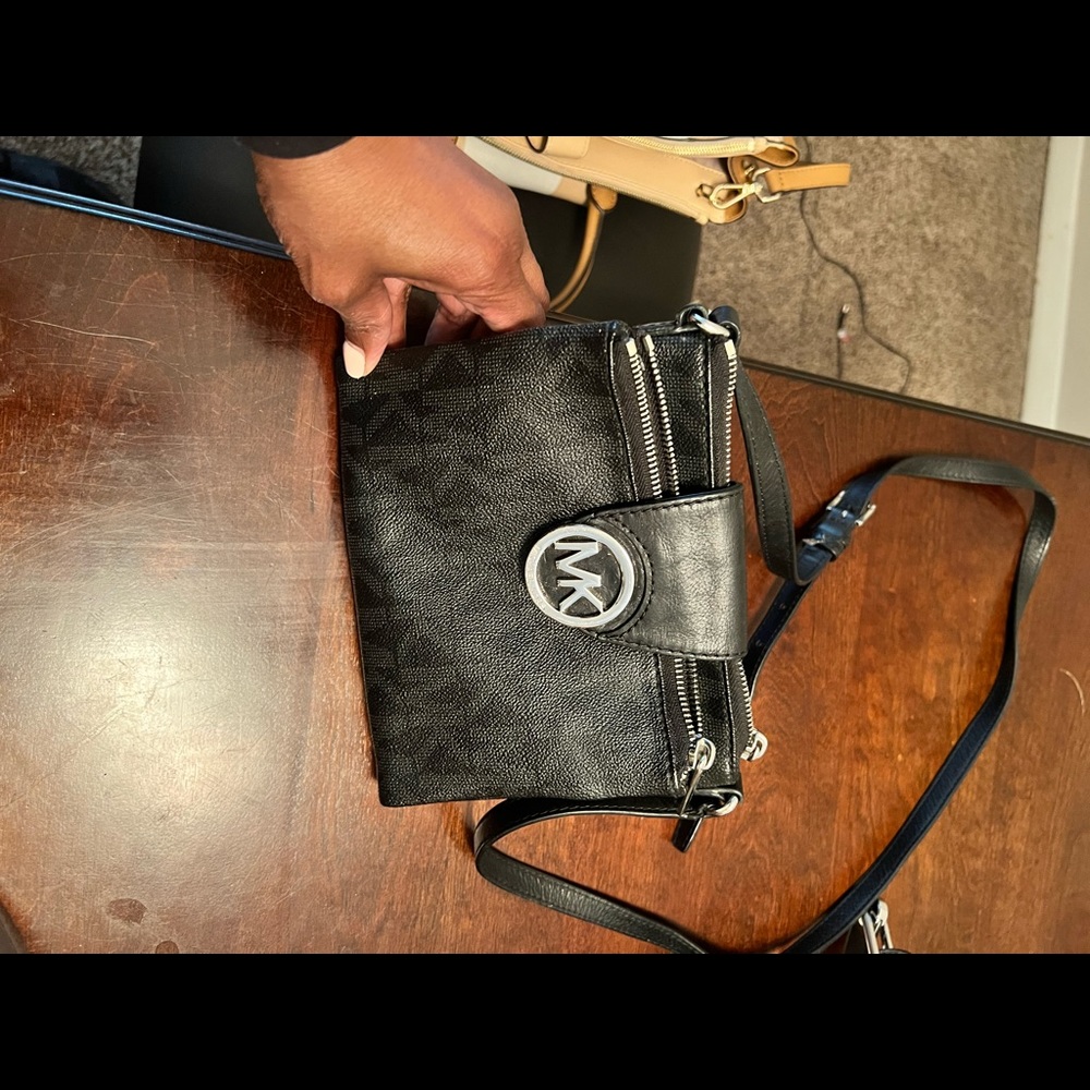 Michael Kors Crossbody